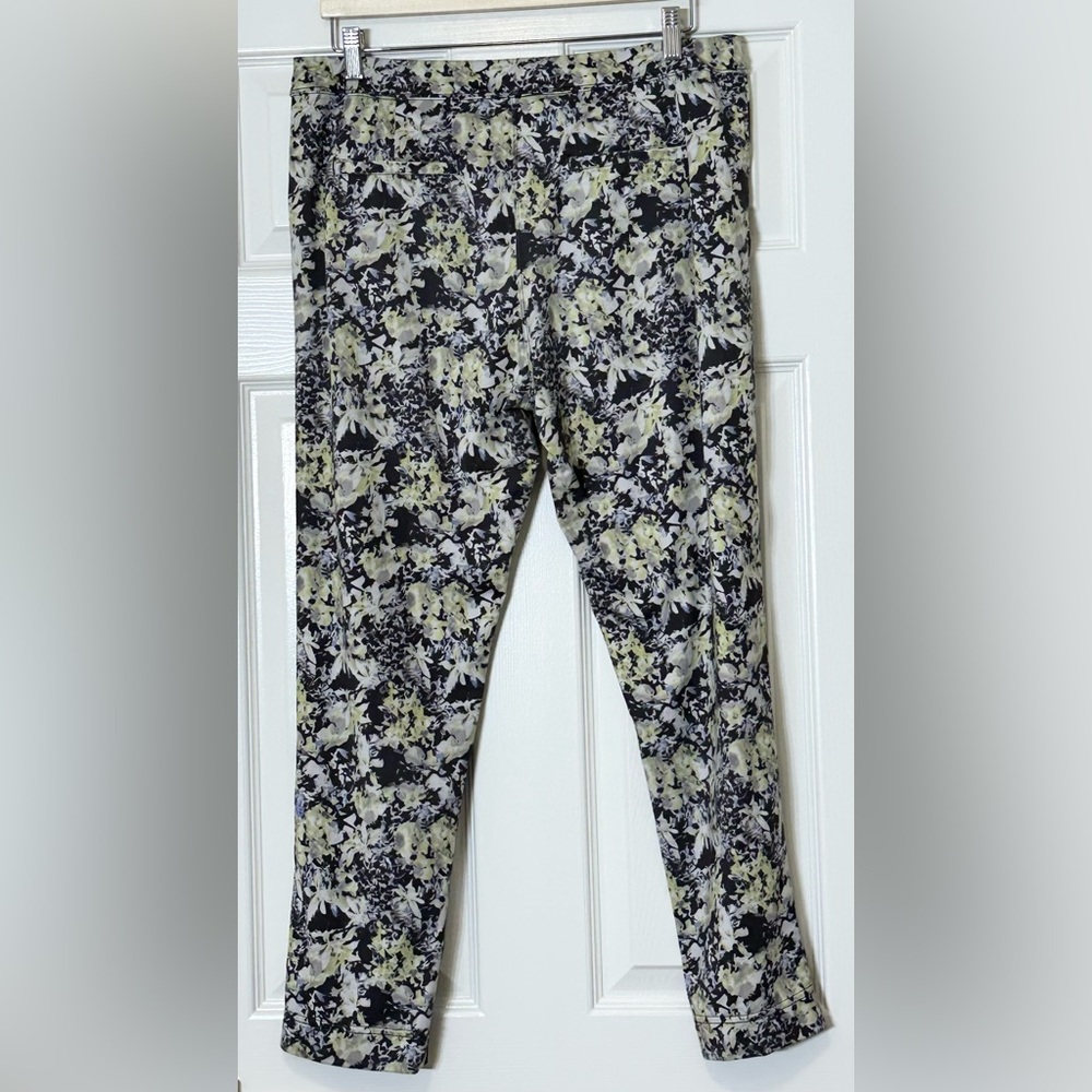 Women’s Lululemon Drawstring Multicolor Floral Da… - image 2